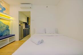 Comfortable Studio Apartment at Woodland Park Residence