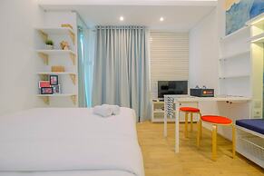 Comfortable Studio Apartment at Woodland Park Residence