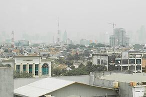 1BR Apartment with Study Room at Gallery West Residence