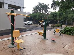 Minimalist Studio at Bintaro Park View Apartment