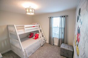 1581 PD - Exquisite 6BR Haven: Private Pool