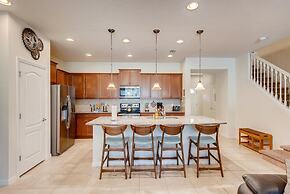 8843 GC Windsor at Westside Luxury 5 BR Townhome