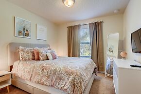 8843 GC Windsor at Westside Luxury 5 BR Townhome