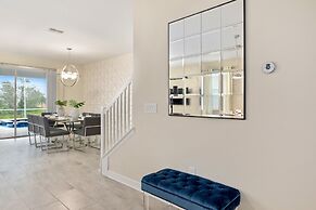 1509 MC - Exquisite 8BR Villa With Pool & Games