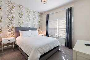 8931 SD - Pet-friendly 5BR Retreat: Private Pool