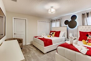 4837 ML - Stunning 4BR Townhome