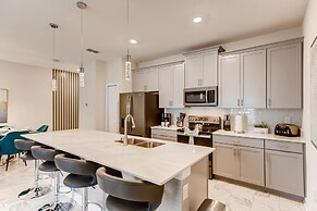 4837 ML - Stunning 4BR Townhome