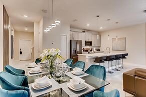 4837 ML - Stunning 4BR Townhome