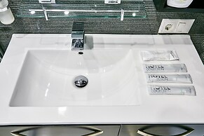 Ocean view apartment