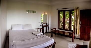 High Bar Rooms and Bungalows - Adults Only