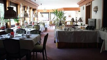 Hotel Adler