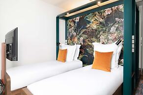 YOTEL Manchester Deansgate