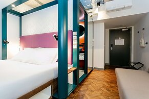 YOTEL Manchester Deansgate