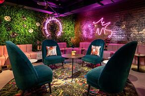 YOTEL Manchester Deansgate