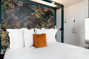 YOTEL Manchester Deansgate