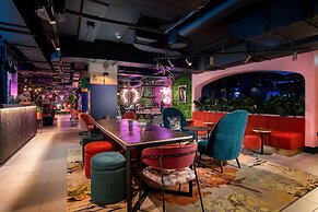 YOTEL Manchester Deansgate