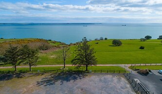 Seacliff Holiday Homes