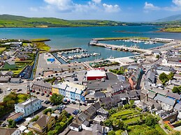 Dingle Courtyard Cottages