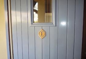 Dingle Courtyard Cottages