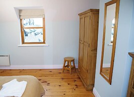 Dingle Courtyard Cottages