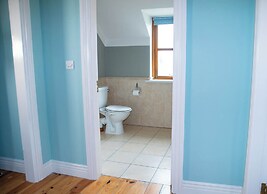 Dingle Courtyard Cottages