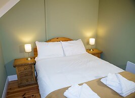 Dingle Courtyard Cottages