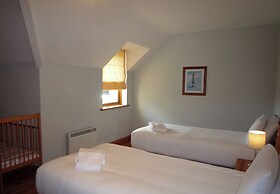 Dingle Courtyard Cottages