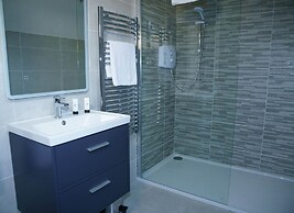 Dingle Courtyard Cottages