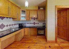 Dingle Courtyard Cottages