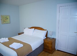 Dingle Courtyard Cottages