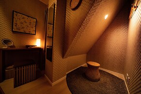 Kaguya Asakusa - Hostel, Caters to Women