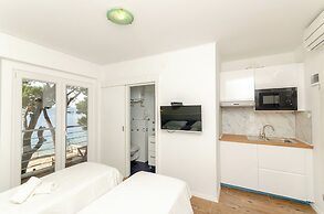 Apartments Beach House Paradiso