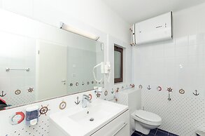 Apartments Beach House Paradiso