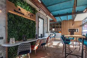 Hostal Juliette & Coworking