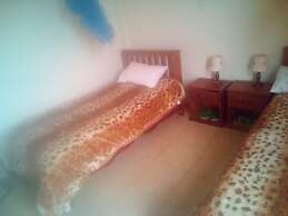 The Trade Centre Guest House