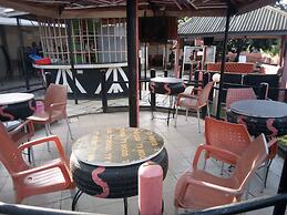 1000 Thousand Psalms Hotel