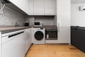 Nomads Revival Porto Studio