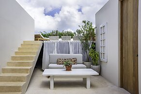 Calalily Aldea Zama by Homing Bird