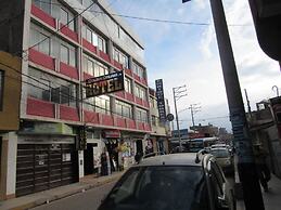 Hotel Sueños Dorados