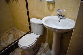 Hotel Sueños Dorados