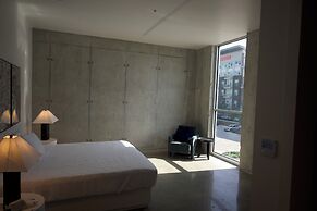 Hotel Revel