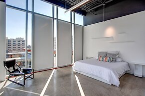Hotel Revel