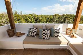 Villa Quetzal 2BR Jungle Dream with Private Pool