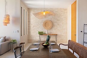 Villa Bambú - Your Jungle Hideaway at Aldea Zama