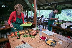 Sang Giri Mountain Tent Resort