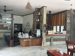 See Through Boutique Resort