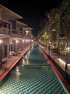 See Through Boutique Resort