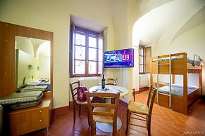 Chiostro delle Monache Hostel Volterra