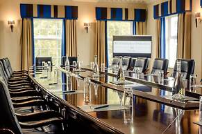 Woodford Dolmen Hotel