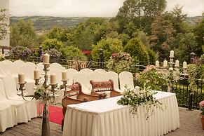 Woodford Dolmen Hotel